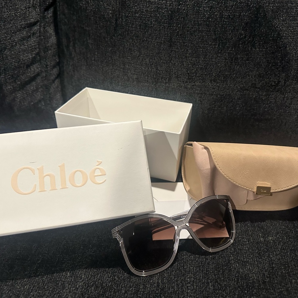 CHLOE Sunglasses. Never been used. Ombré